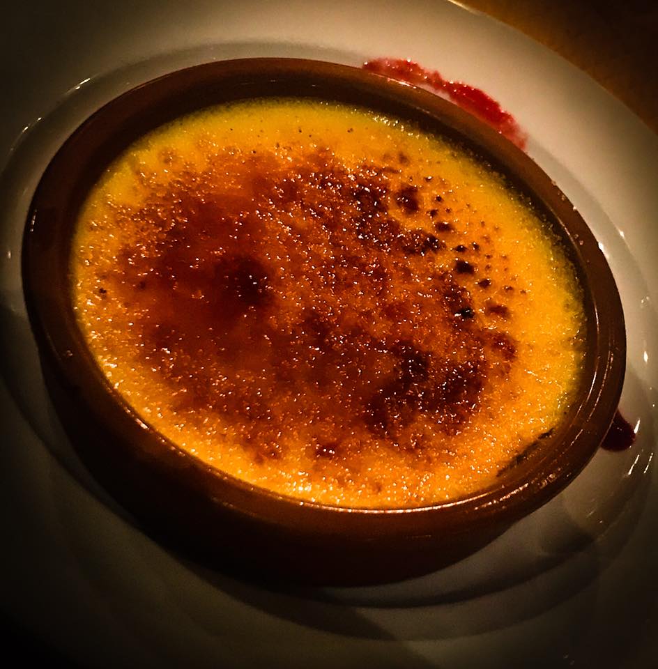 Creme Brûlée with the perfect caramelized crunch